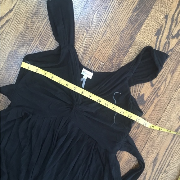 Dynamite Black Sleeveless Dress - Picture 7 of 11